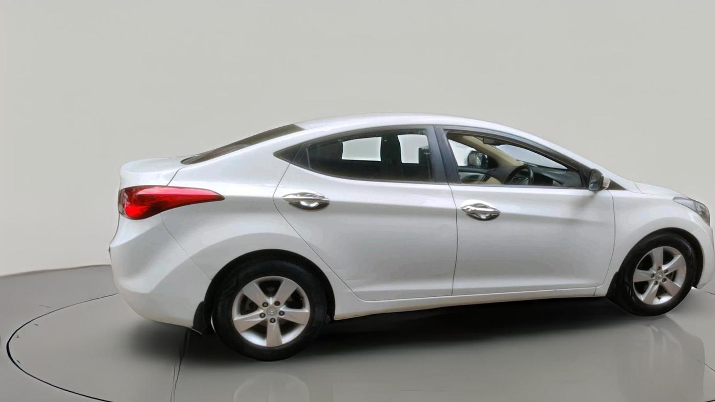 2013 Hyundai New Elantra 1.6 SX MT DIESEL, Diesel, Manual, 1,10,951 km, exterior