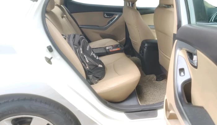 2013 Hyundai New Elantra 1.6 SX MT DIESEL, Diesel, Manual, 1,10,951 km, interior