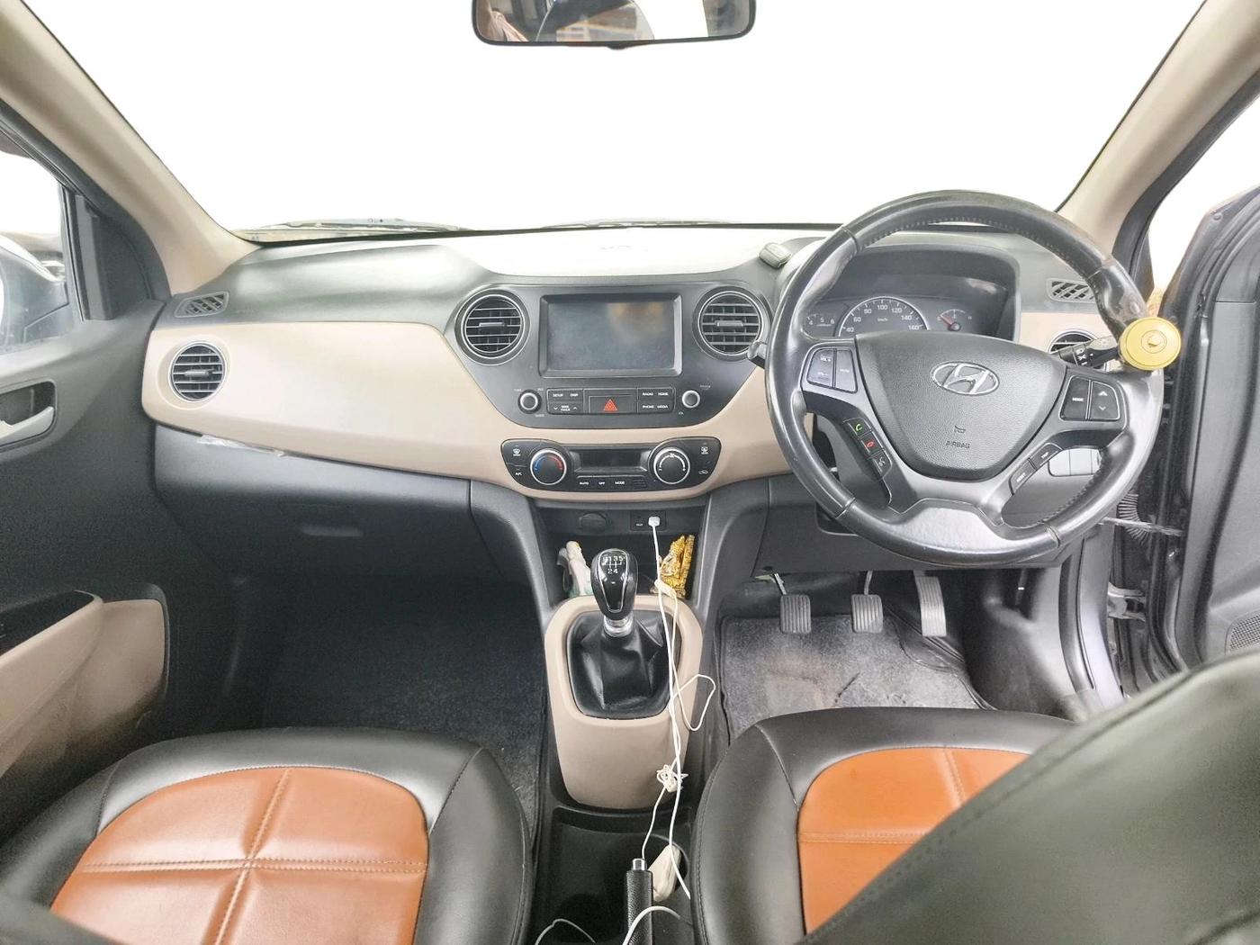 2017 Hyundai Grand i10 ASTA U2 1.2 CRDI, Diesel, Manual, 90,848 km, interior