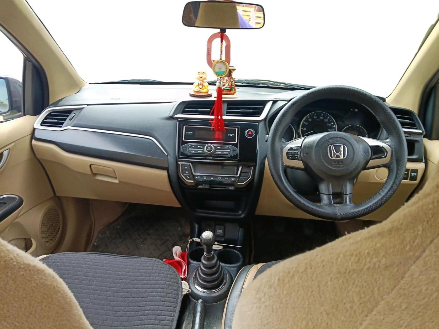 2016 Honda Amaze 1.2L I-VTEC SX, Petrol, Manual, 90,688 km, interior