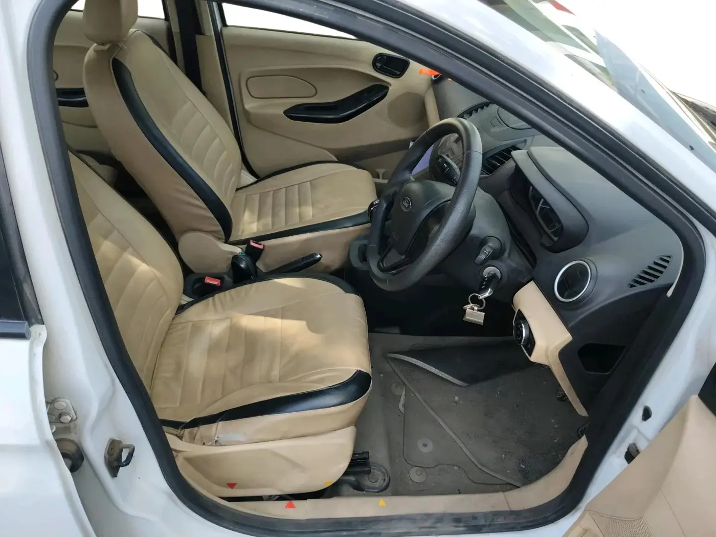 2017 Ford Figo Aspire TREND 1.2 PETROL, Petrol, Manual, 72,776 km, interior