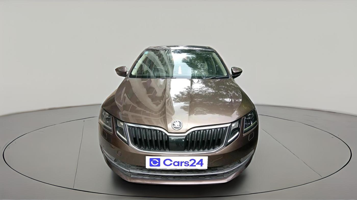 2019 Skoda Octavia 2.0 TDI L&K AT, Diesel, Automatic, 42,812 km, exterior