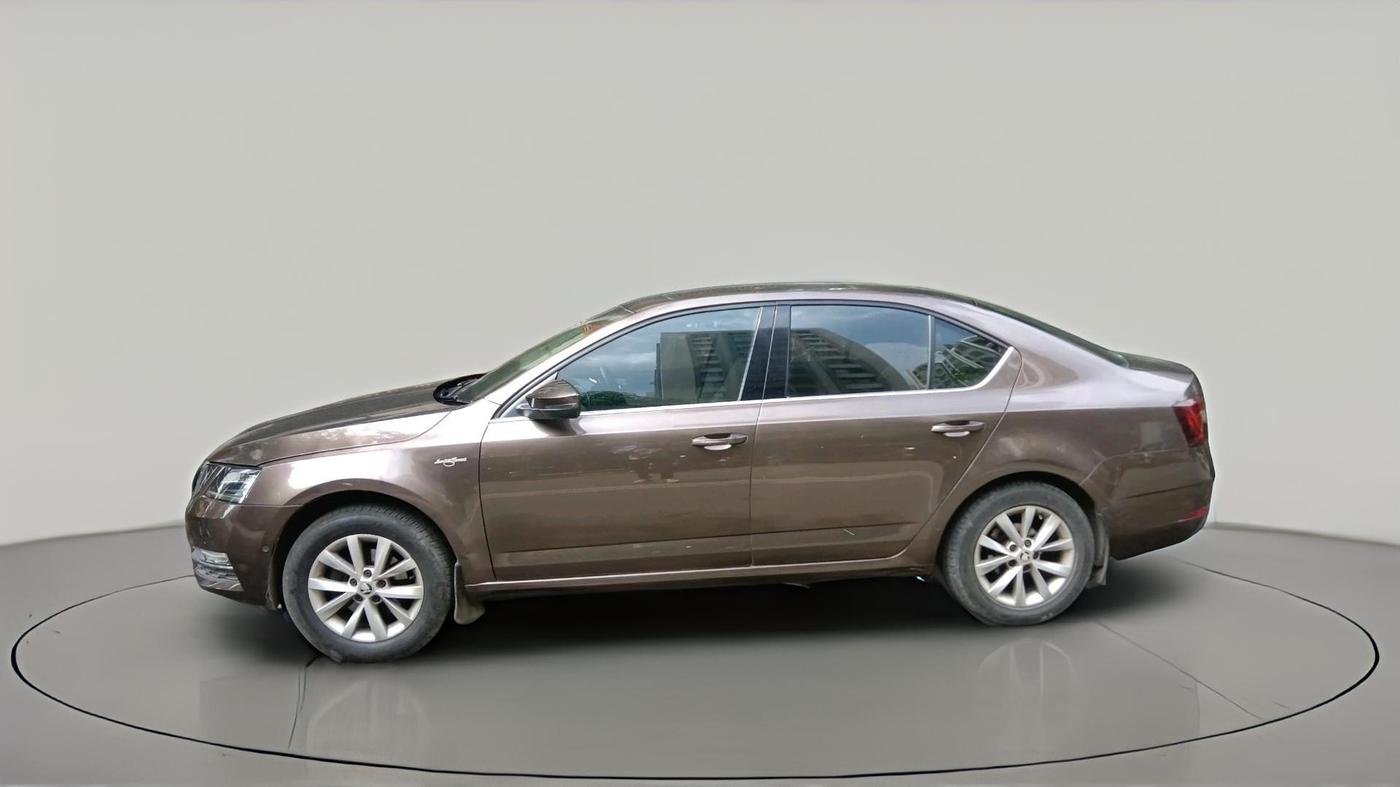 2019 Skoda Octavia 2.0 TDI L&K AT, Diesel, Automatic, 42,812 km, exterior