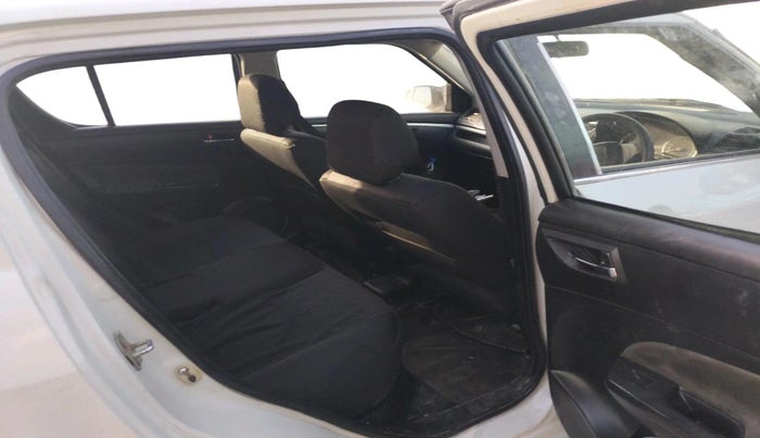 2015 Maruti Swift VDI, Diesel, Manual, 1,04,447 km, interior