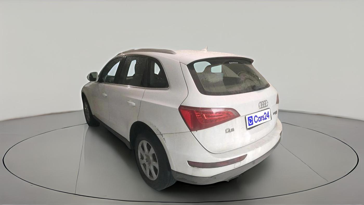 2012 Audi Q5 2.0 TDI QUATTRO, Diesel, Automatic, 2,19,749 km, exterior