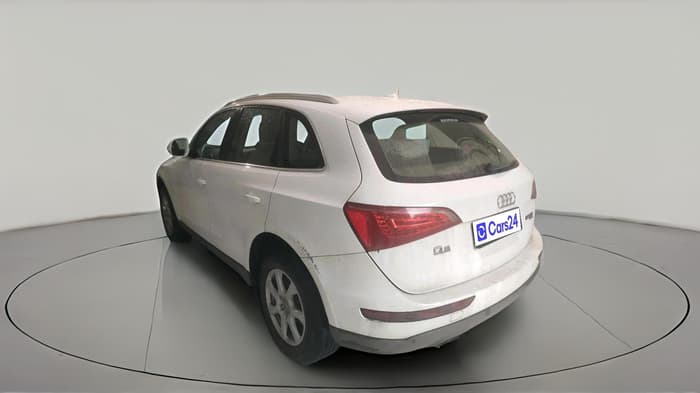 2012 Audi Q5 2.0 TDI QUATTRO, Diesel, Automatic, 2,19,749 km, exterior