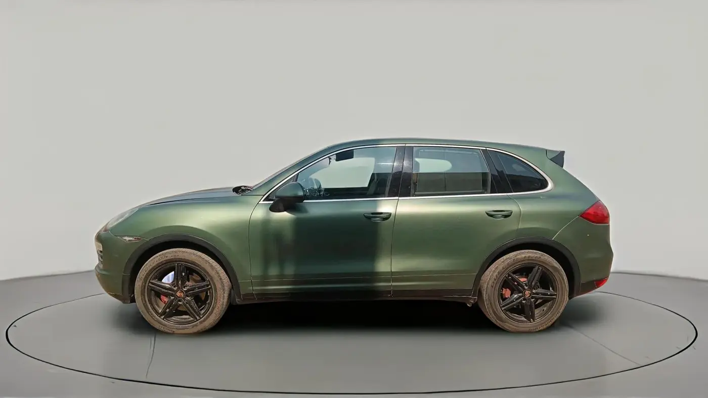 2014 Porsche Cayenne DIESEL, Diesel, Automatic, 1,38,400 km, exterior