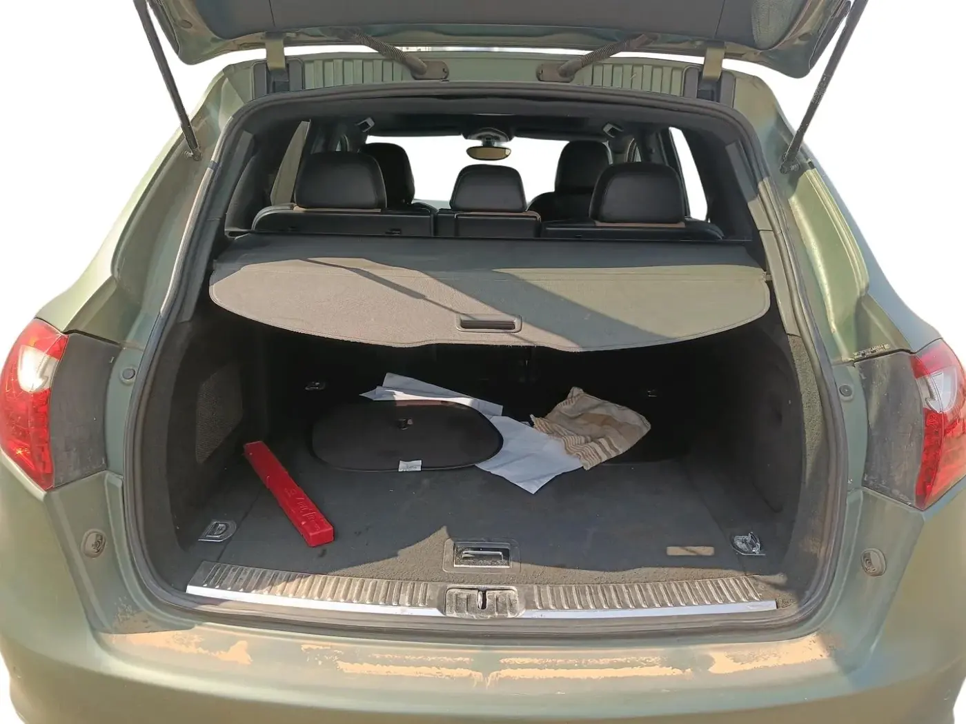 2014 Porsche Cayenne DIESEL, Diesel, Automatic, 1,38,400 km, exterior