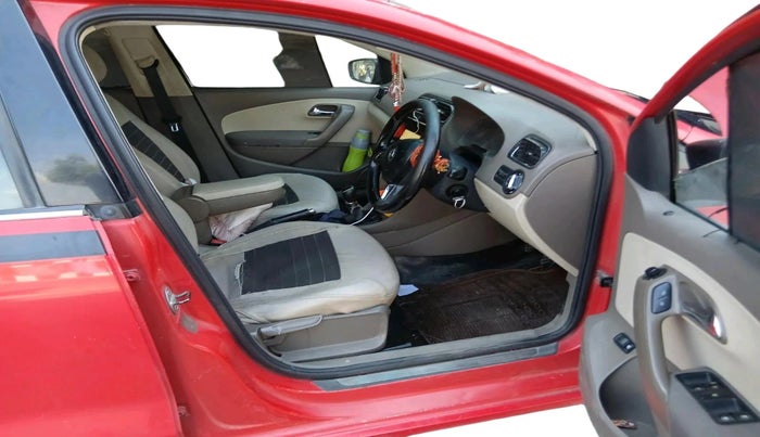 2014 Skoda Rapid ELEGANCE 1.6 TDI CR MT, Diesel, Manual, 92,003 km, interior