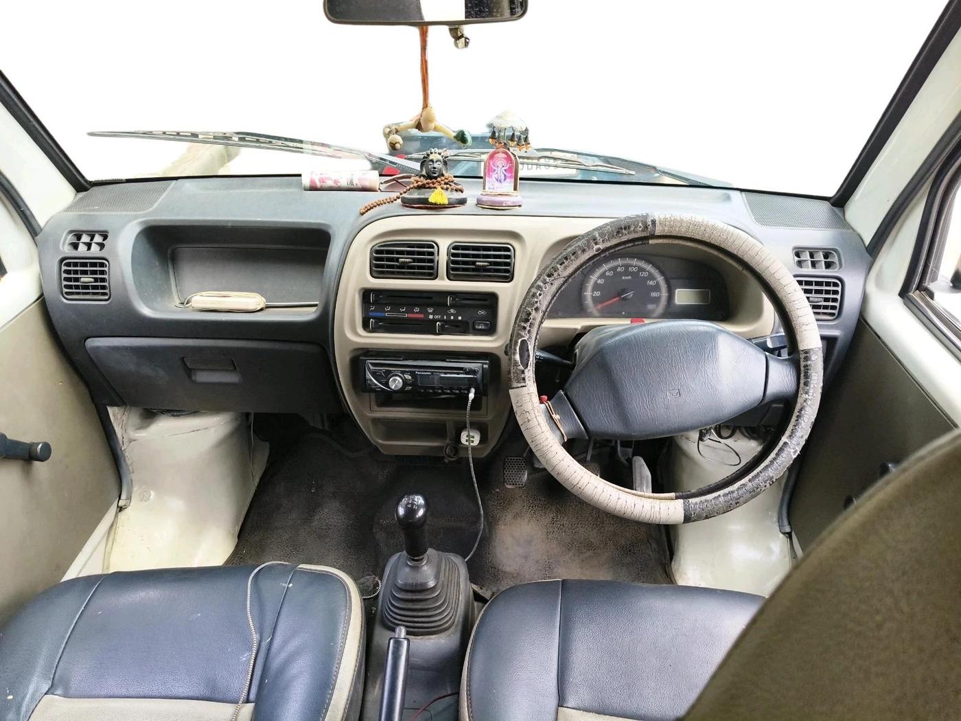 2015 Maruti Eeco 5 STR WITH A/C+HTR, CNG, Manual, 1,18,202 km, interior