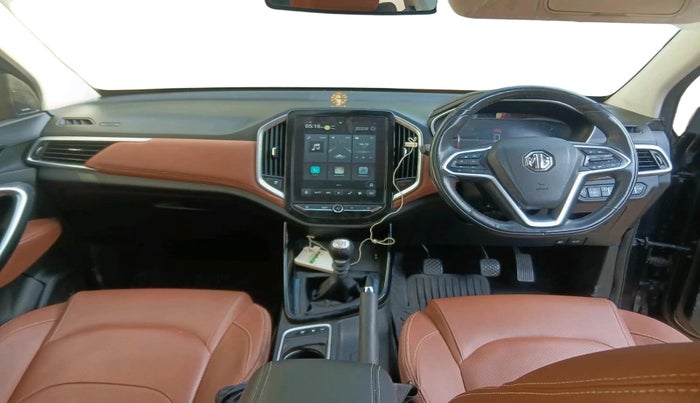 2023 MG HECTOR PLUS SHARP 2.0 DIESEL TURBO MT 6-STR, Diesel, Manual, 35,859 km, interior