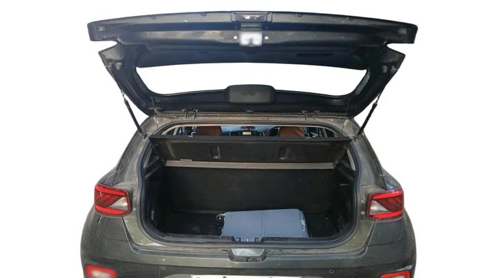 2021 Hyundai VENUE S 1.2, Petrol, Manual, 68,952 km, exterior