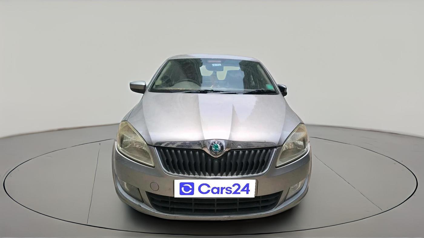 2012 Skoda Rapid AMBITION 1.6 TDI CR MT, Diesel, Manual, 1,34,829 km, exterior