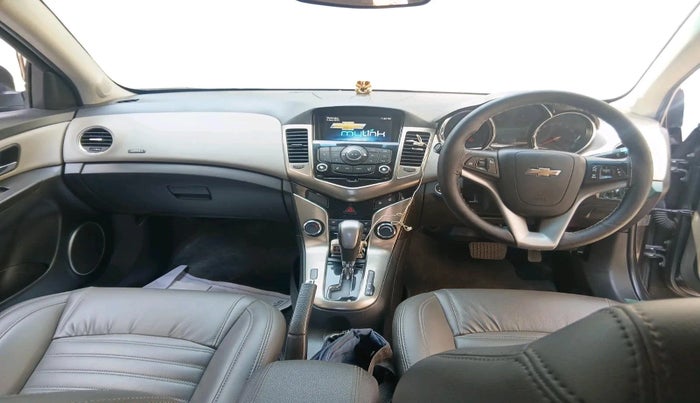 2017 Chevrolet Cruze LTZ AT, Diesel, Automatic, 90,728 km, interior