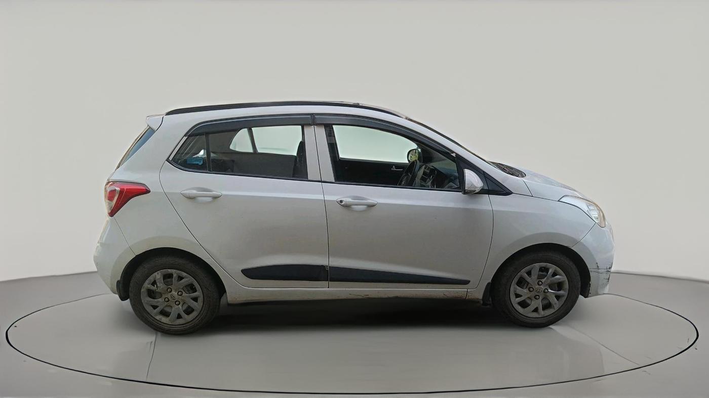 2018 Hyundai Grand i10 SPORTZ 1.2 KAPPA VTVT, CNG, Manual, 1,50,744 km, exterior