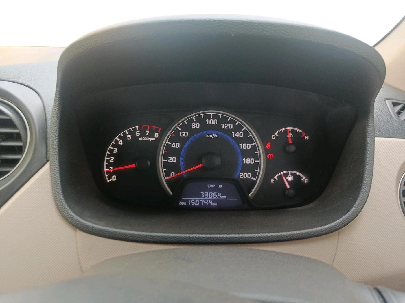 2018 Hyundai Grand i10 SPORTZ 1.2 KAPPA VTVT, CNG, Manual, 1,50,744 km, interior