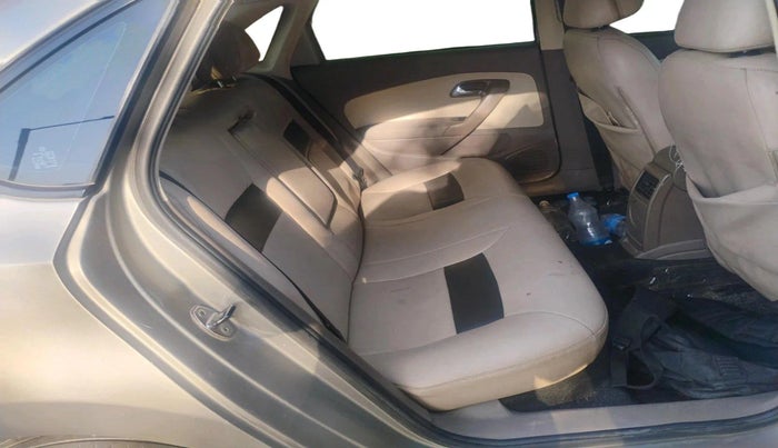 2012 Skoda Rapid AMBITION 1.6 TDI CR MT, Diesel, Manual, 1,57,166 km, interior