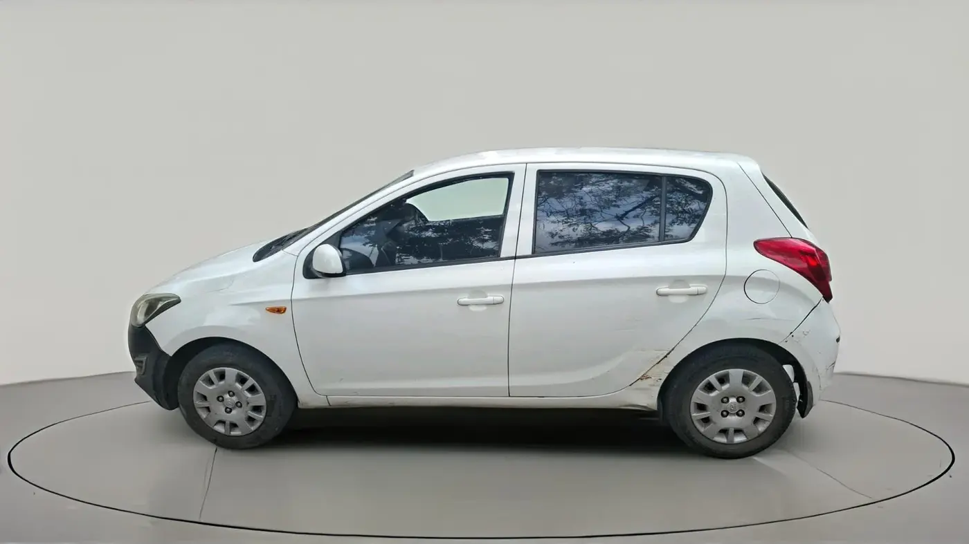 2012 Hyundai i20 MAGNA 1.2, Petrol, Manual, 1,56,808 km, exterior