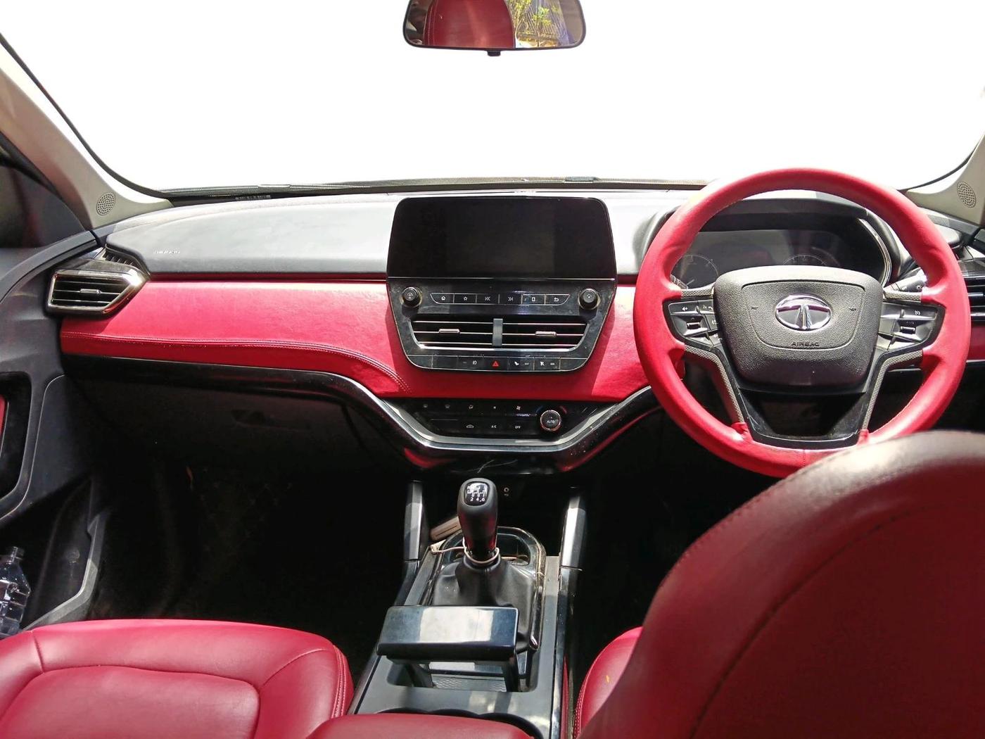 2021 Tata Harrier XT PLUS 2.0L KRYOTEC, Diesel, Manual, 1,07,258 km, interior
