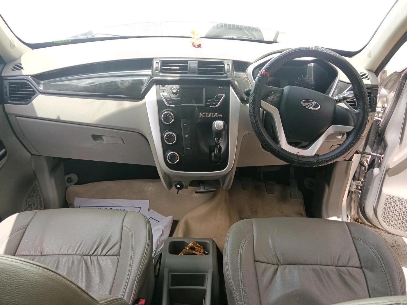 2016 Mahindra Kuv100 K8 D 5 STR, Diesel, Manual, 58,883 km, interior