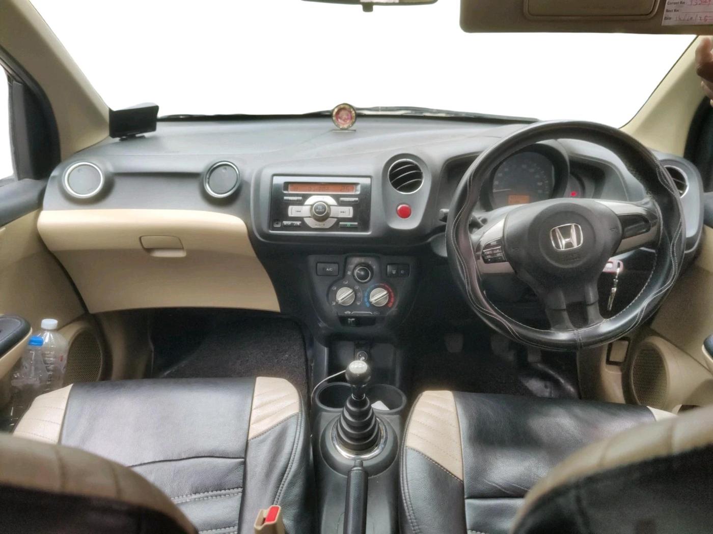 2016 Honda Amaze 1.5L I-DTEC VX, Diesel, Manual, 1,00,043 km, interior