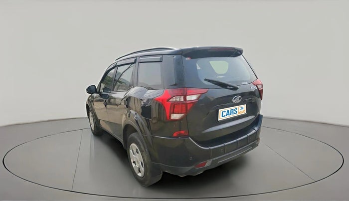 2019 Mahindra XUV500 W7, Diesel, Manual, 1,40,688 km, exterior