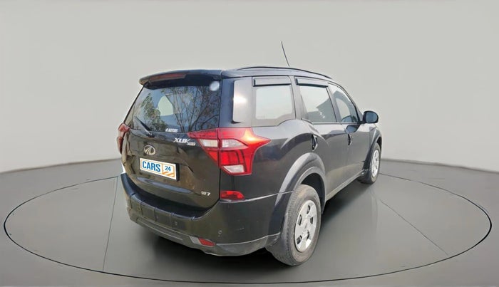 2019 Mahindra XUV500 W7, Diesel, Manual, 1,40,688 km, exterior