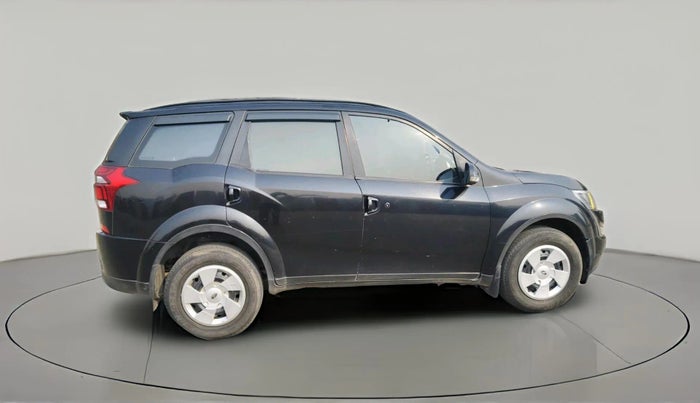 2019 Mahindra XUV500 W7, Diesel, Manual, 1,40,688 km, exterior