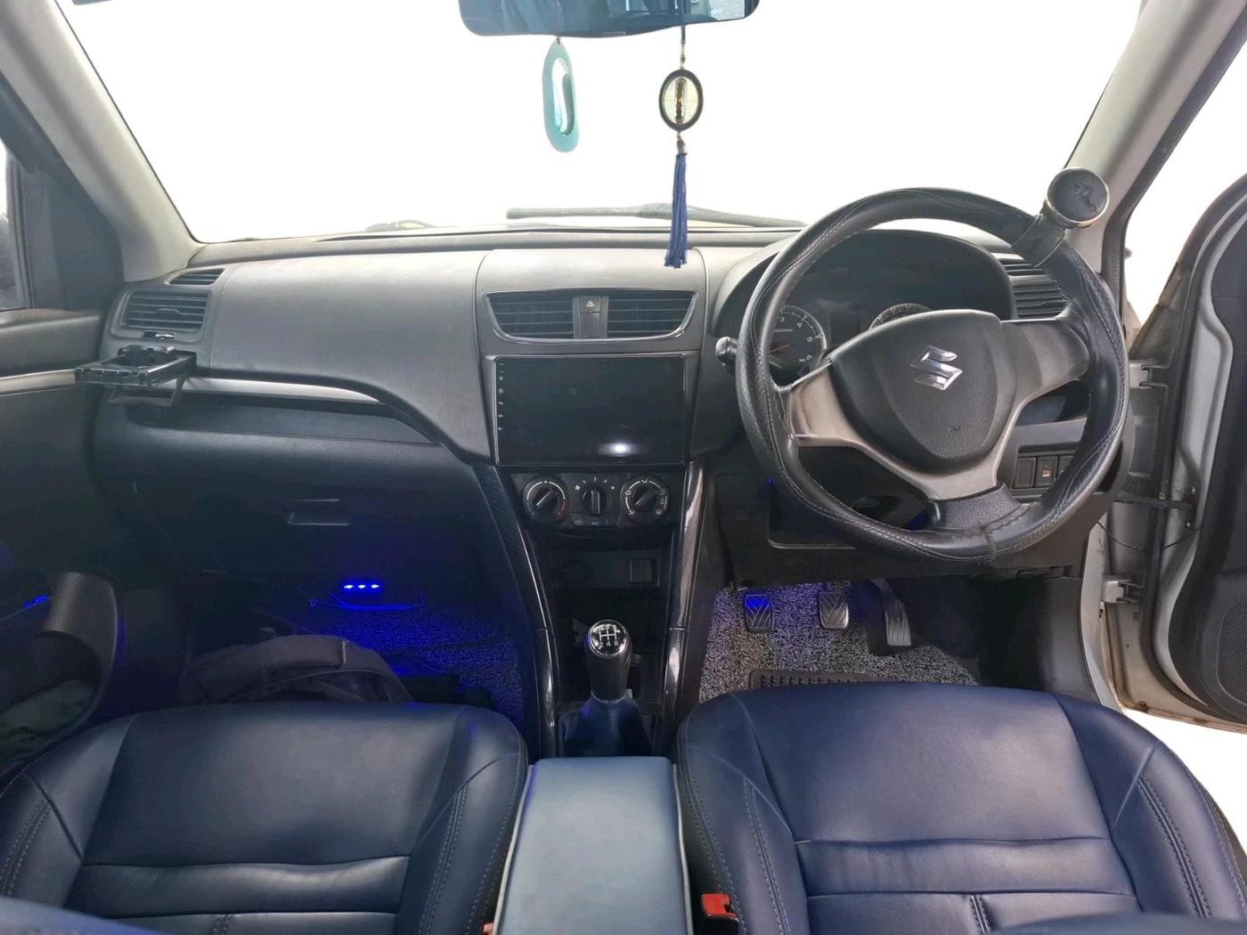 2016 Maruti Swift VDI, Diesel, Manual, 1,20,171 km, interior