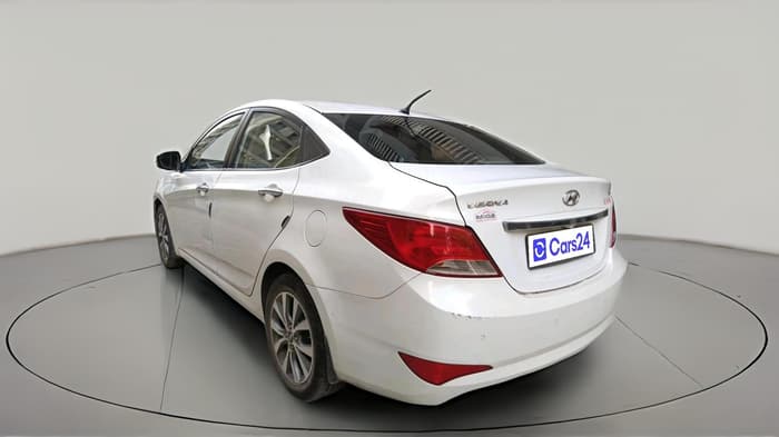 2015 Hyundai Verna FLUIDIC 4S 1.6 VTVT S(O), Petrol, Manual, 1,33,969 km, exterior