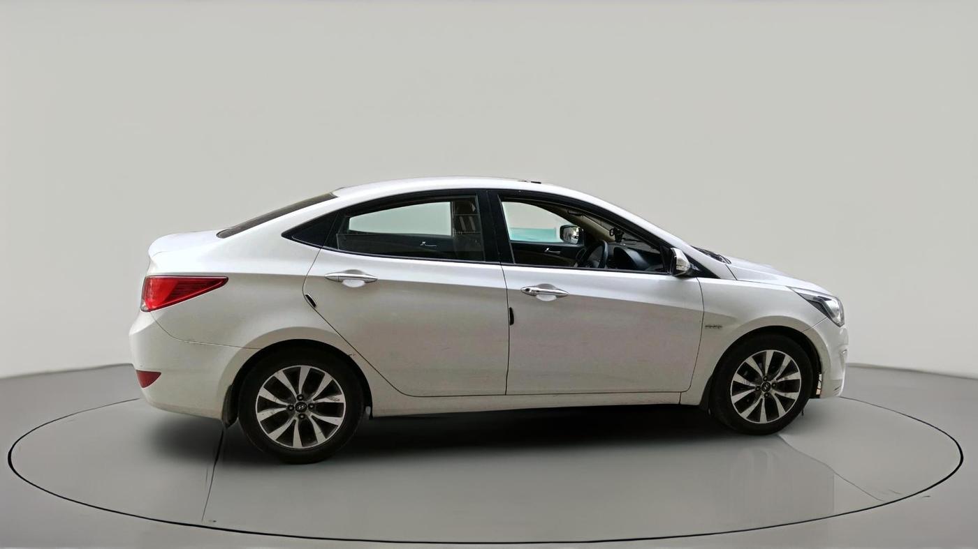 2015 Hyundai Verna FLUIDIC 4S 1.6 VTVT S(O), Petrol, Manual, 1,33,969 km, exterior
