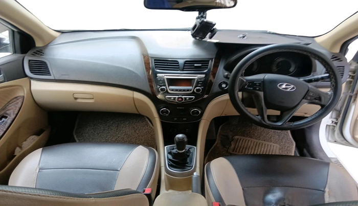 2015 Hyundai Verna FLUIDIC 4S 1.6 VTVT S(O), Petrol, Manual, 1,33,969 km, interior