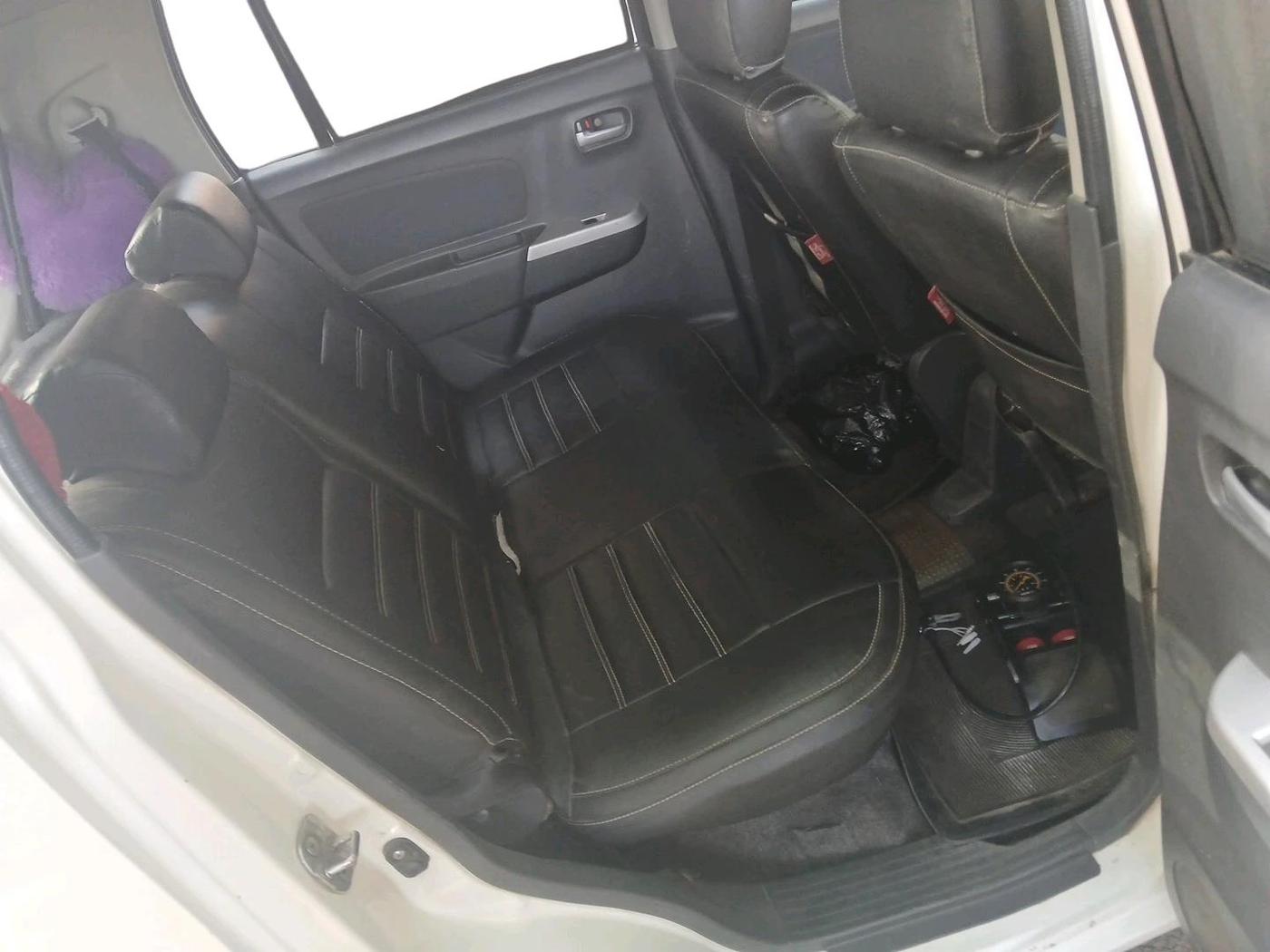2012 Maruti Wagon R 1.0 VXI, CNG, Manual, 1,23,972 km, interior