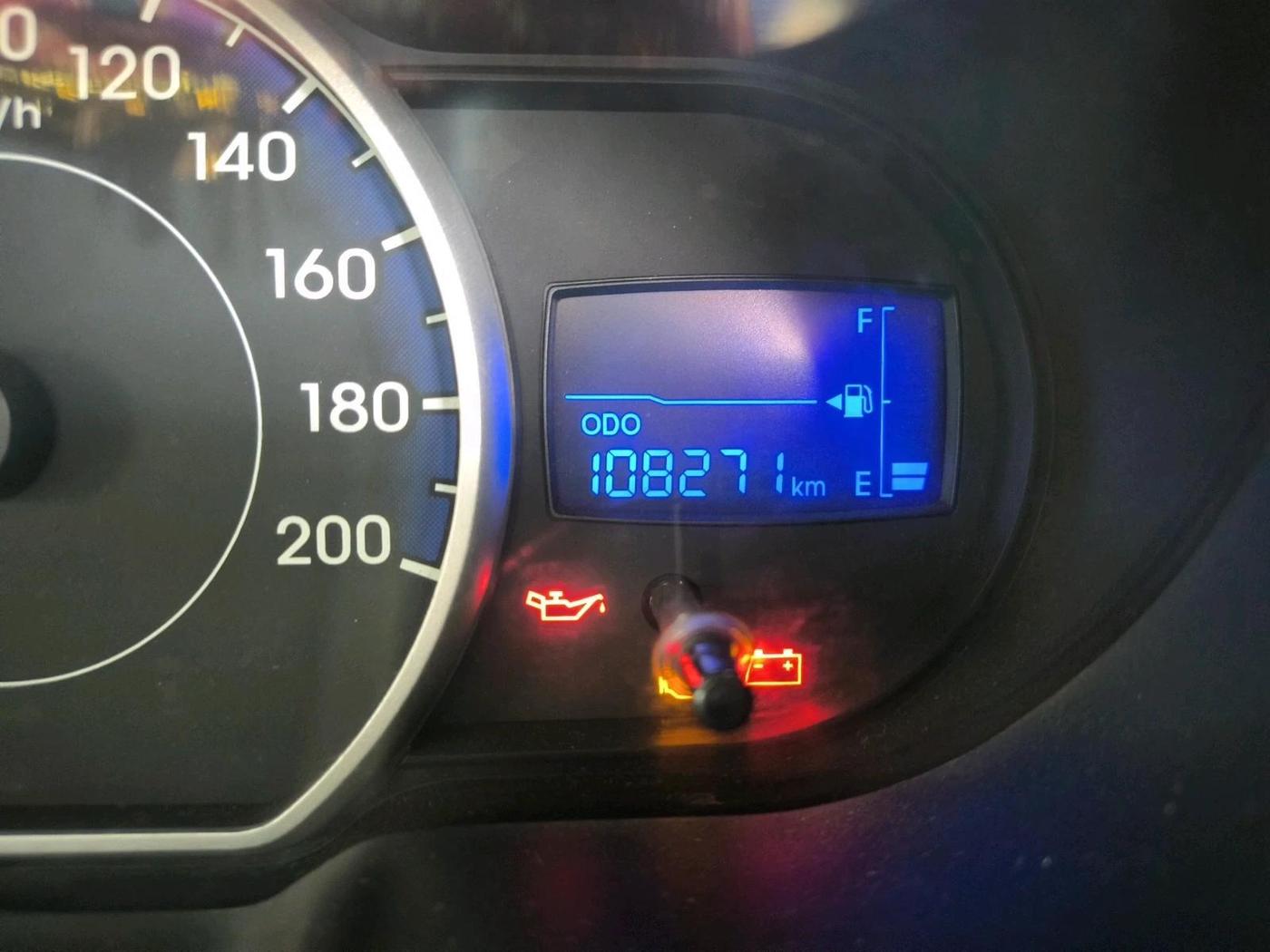 2011 Hyundai i10 ERA 1.1, CNG, Manual, 1,08,271 km, interior