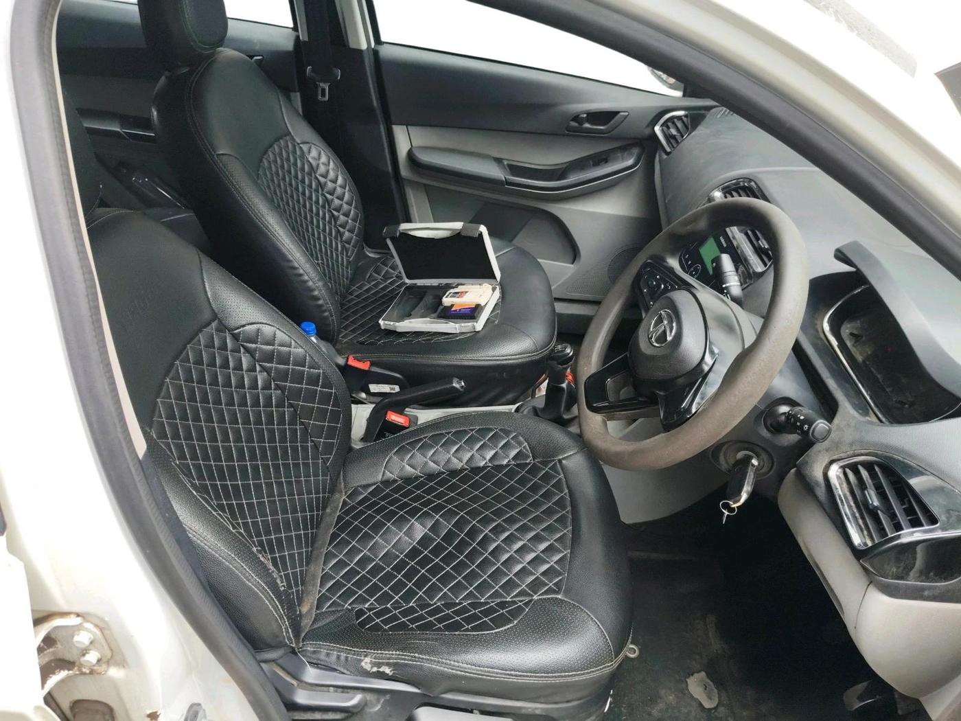 2023 Tata Tiago XT CNG, CNG, Manual, 1,37,321 km, interior