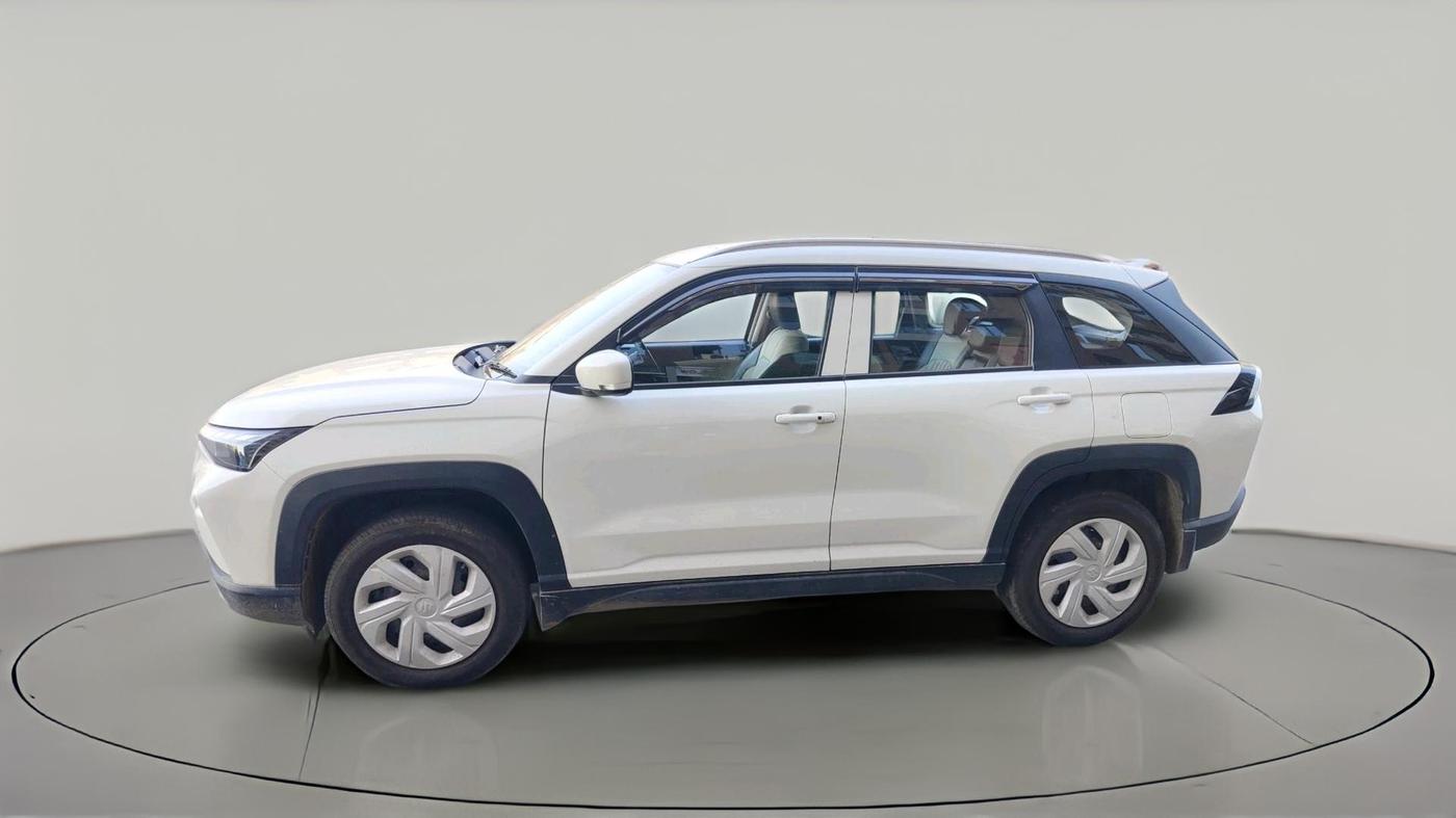 2025 Maruti Victoris Vxi 1.5 eCVT, Hybrid, Automatic, 4,104 km, exterior