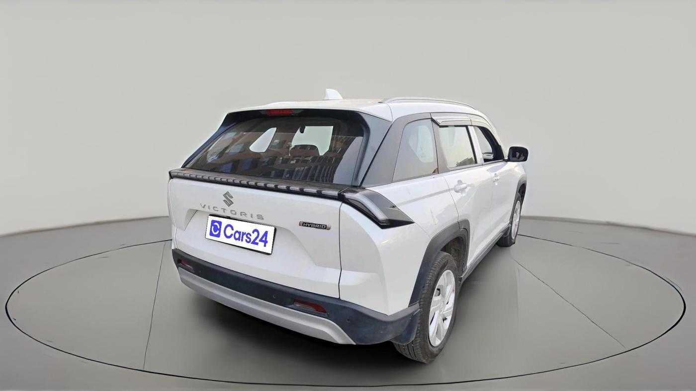2025 Maruti Victoris Vxi 1.5 eCVT, Hybrid, Automatic, 4,104 km, exterior