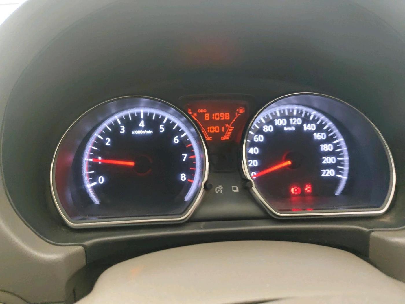 2012 Nissan Sunny XV PETROL, Petrol, Manual, 81,098 km, interior
