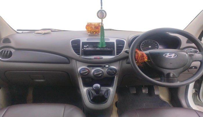 2011 Hyundai i10 MAGNA 1.2, CNG, Manual, 1,35,137 km, interior