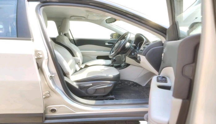 2017 Jeep Compass LIMITED 1.4 PETROL AT, Petrol, Automatic, 75,451 km, interior