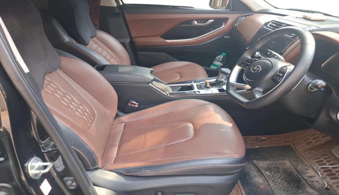 2024 Hyundai ALCAZAR 1.5 SIGNATURE (O) AT 7STR, Diesel, Automatic, 55,892 km, interior