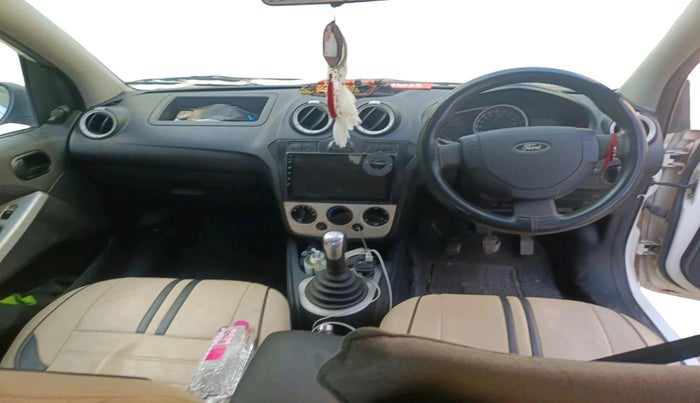 2012 Ford Figo ZXI 1.4 DIESEL, Diesel, Manual, 1,21,694 km, interior