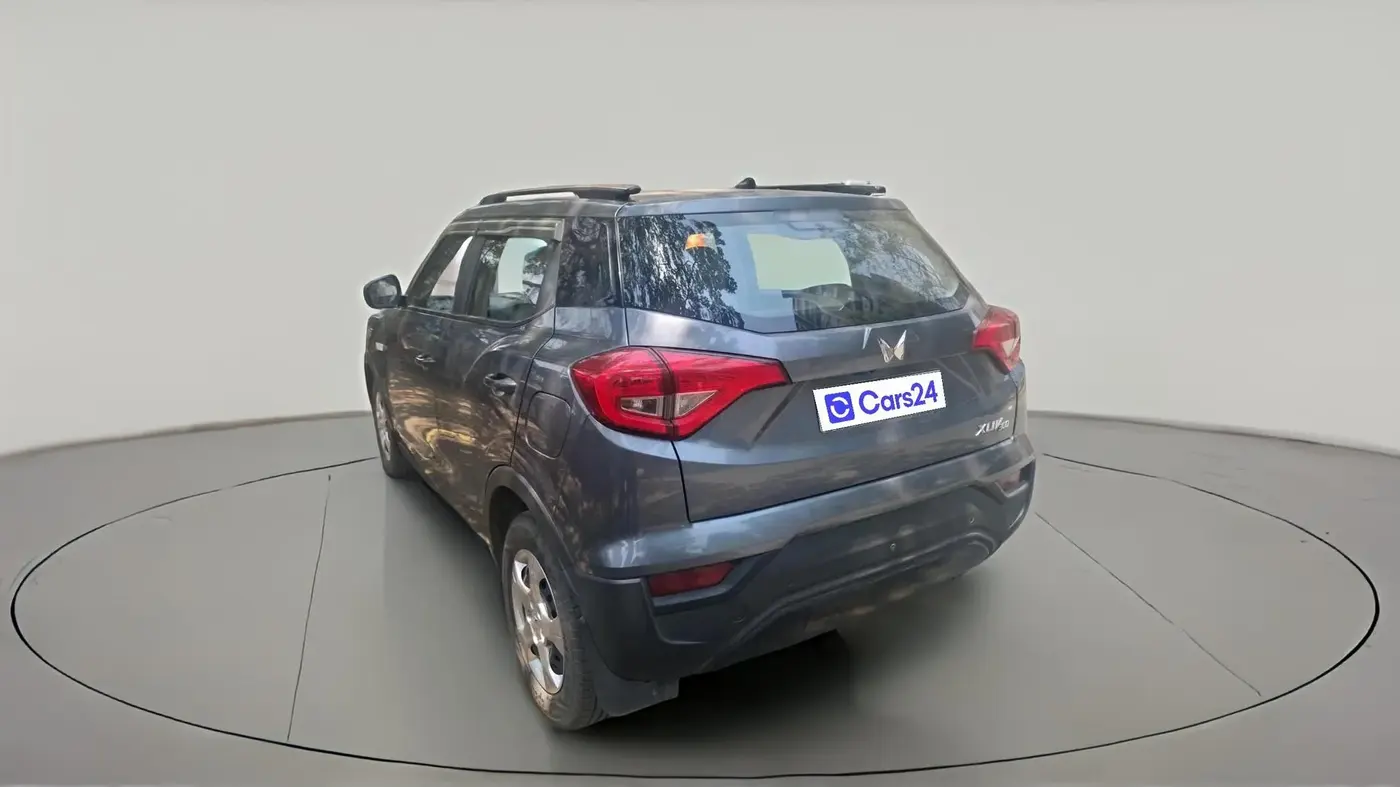 2023 Mahindra XUV300 W6 1.5 Diesel, Diesel, Manual, 15,293 km, exterior