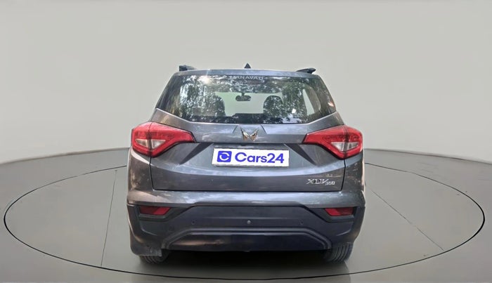 2023 Mahindra XUV300 W6 1.5 Diesel, Diesel, Manual, 15,293 km, exterior