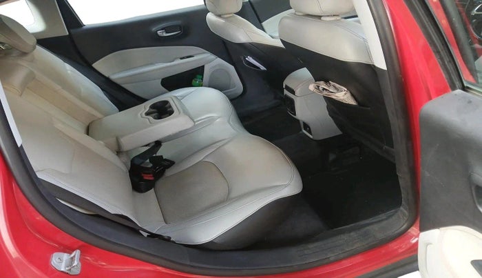 2017 Jeep Compass LIMITED 2.0 DIESEL, Diesel, Manual, 1,23,254 km, interior