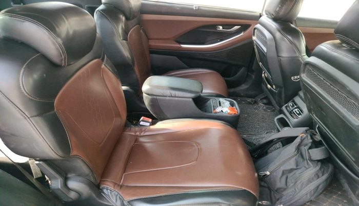 2022 Hyundai ALCAZAR PRESTIGE 1.5 MT 6STR, Diesel, Manual, 1,31,202 km, interior