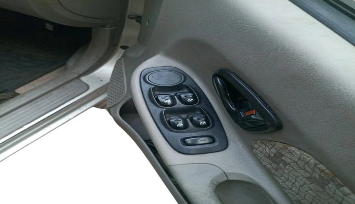 2006 Hyundai Accent VIVA CRDI, Diesel, Manual, 1,43,240 km, interior