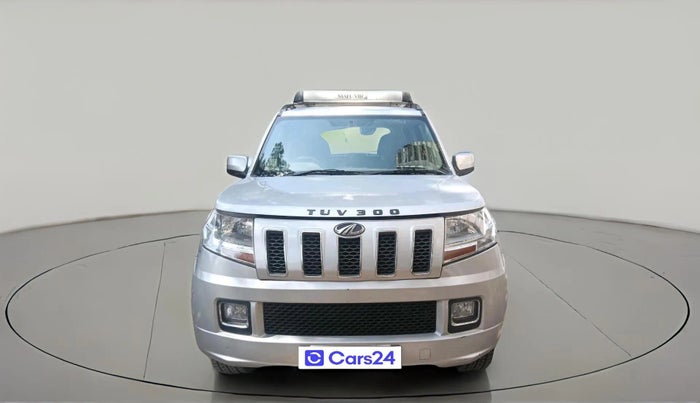 2017 Mahindra TUV300 T8, Diesel, Manual, 36,504 km, exterior