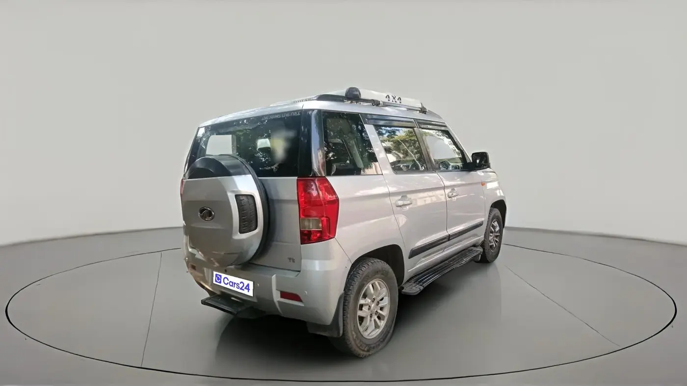 2017 Mahindra TUV300 T8, Diesel, Manual, 36,504 km, exterior