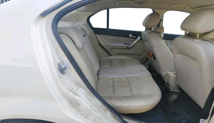 2010 Ford Fiesta SXI 1.4 DIESEL ABS, Diesel, Manual, 2,05,863 km, interior